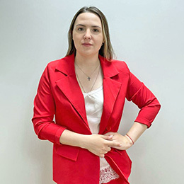 Анна Максимова